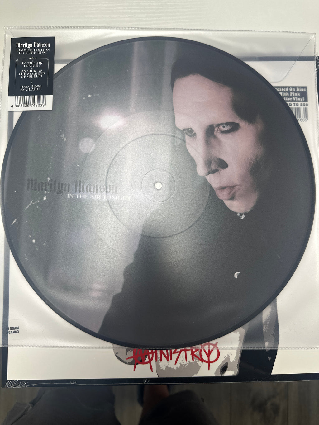 MARILYN MANSON - IN THE AIR TONIGHT