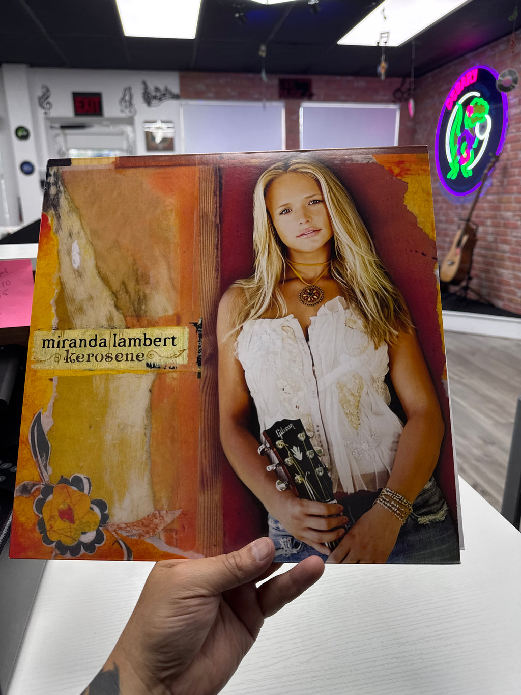 MIRANDA LAMBERT - KEROSENE