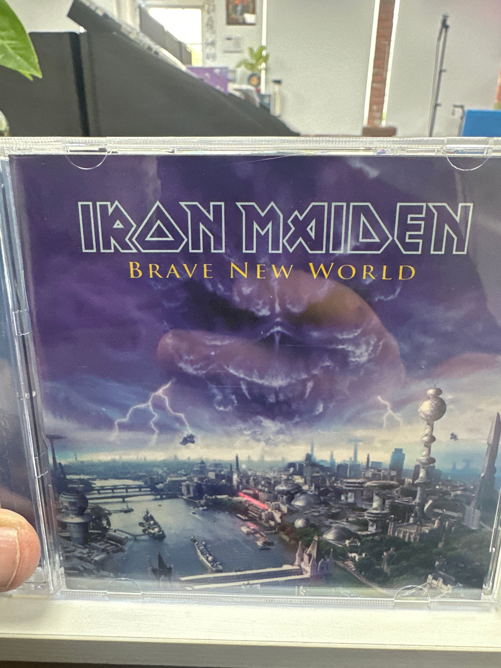 IRON MAIDEN - BRAVE NEW WORLD