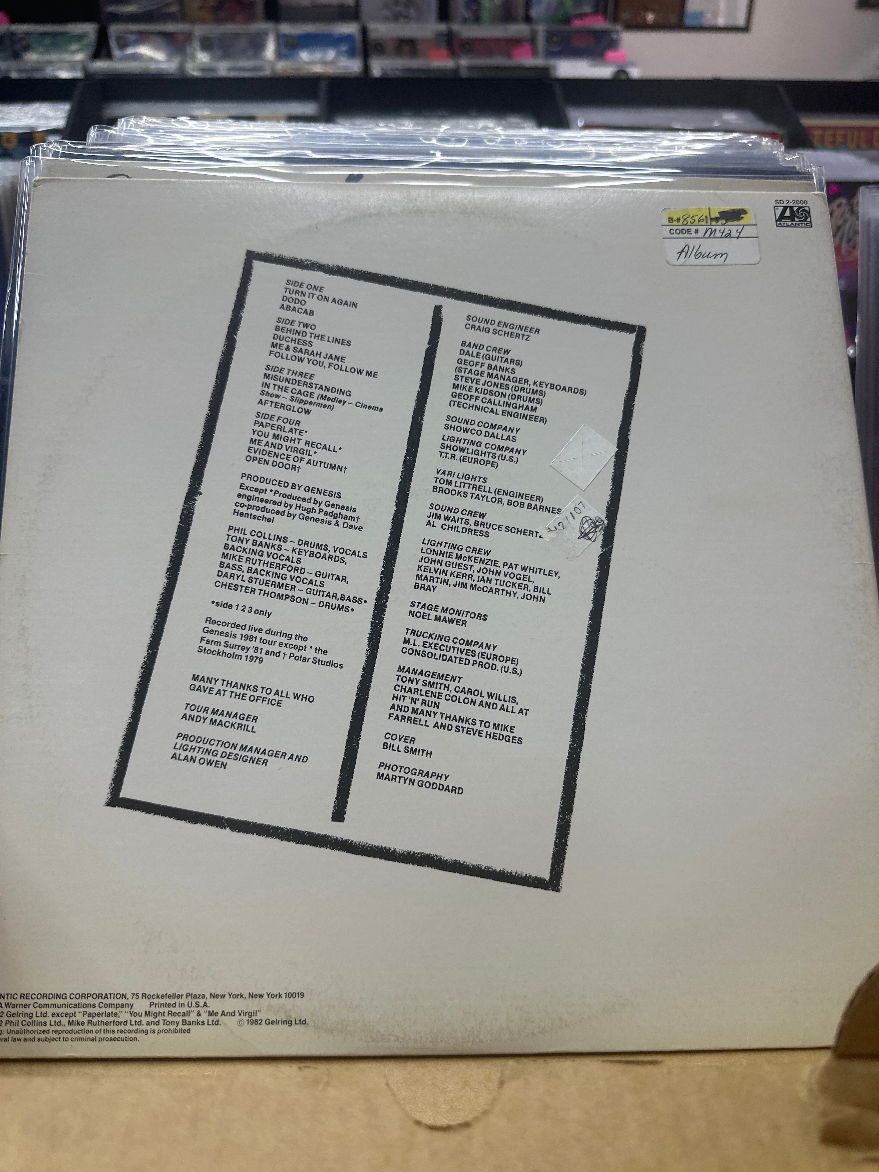 GENESIS - THREE SIDES LIVE