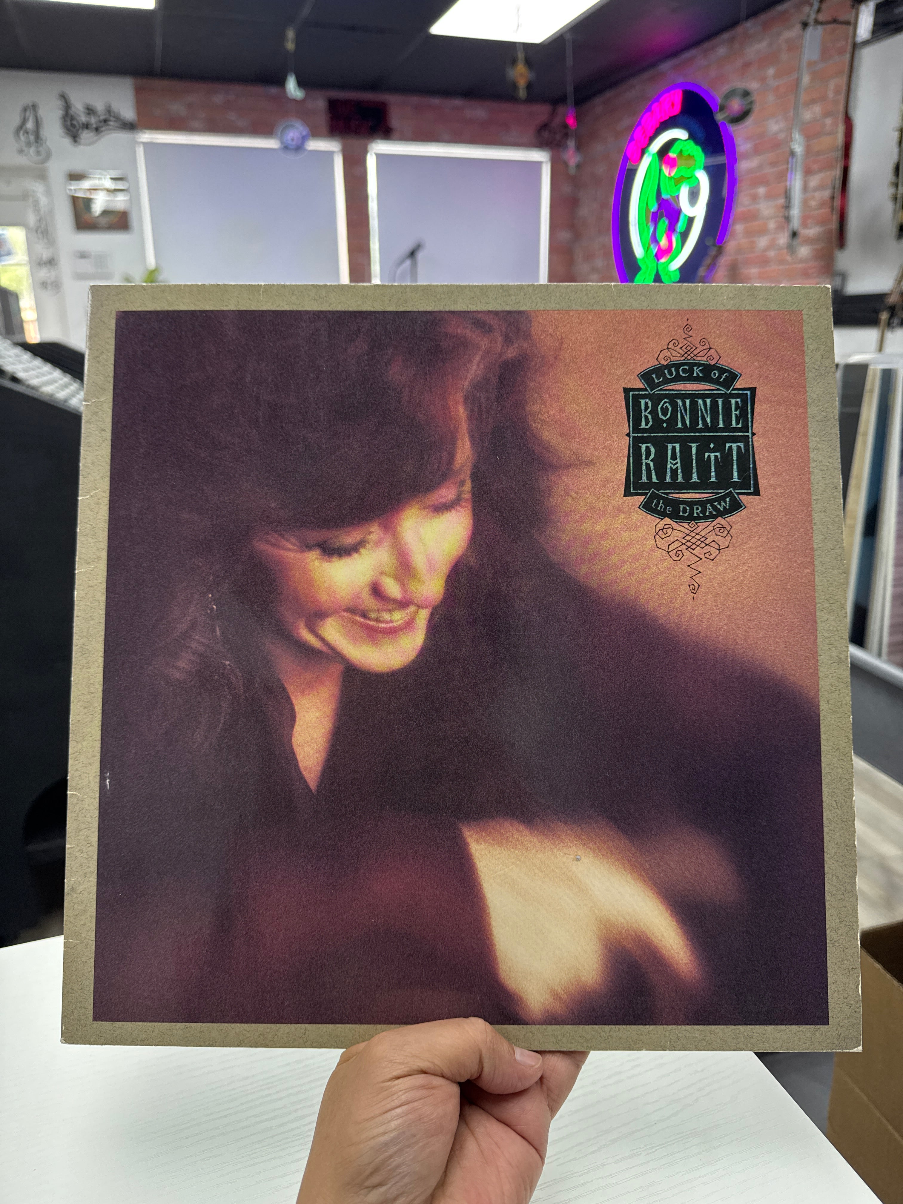 BONNIE RAITT - LUCK OF THE DRAW