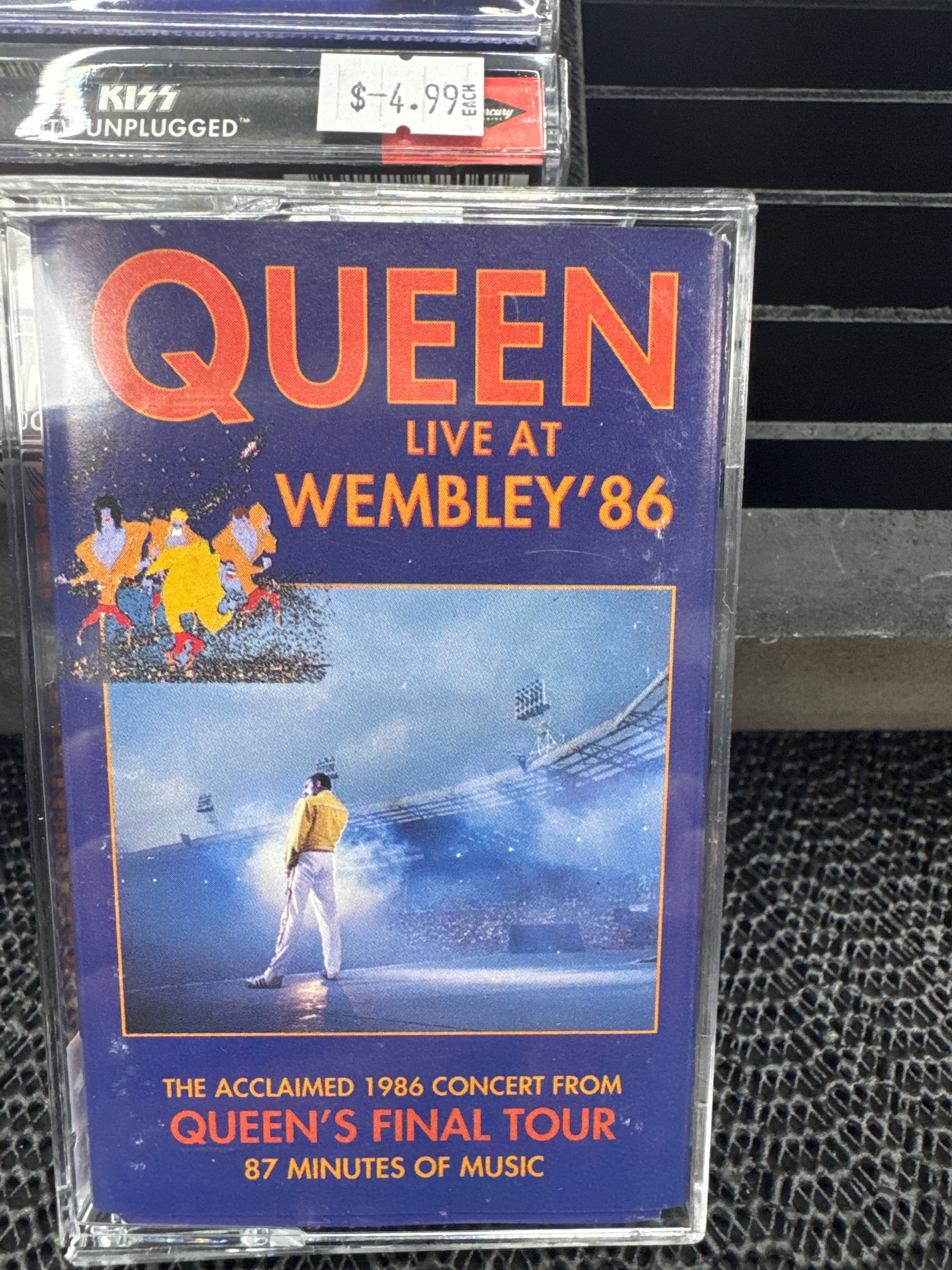 QUEEN - LIVE AT WEMBLEY '86