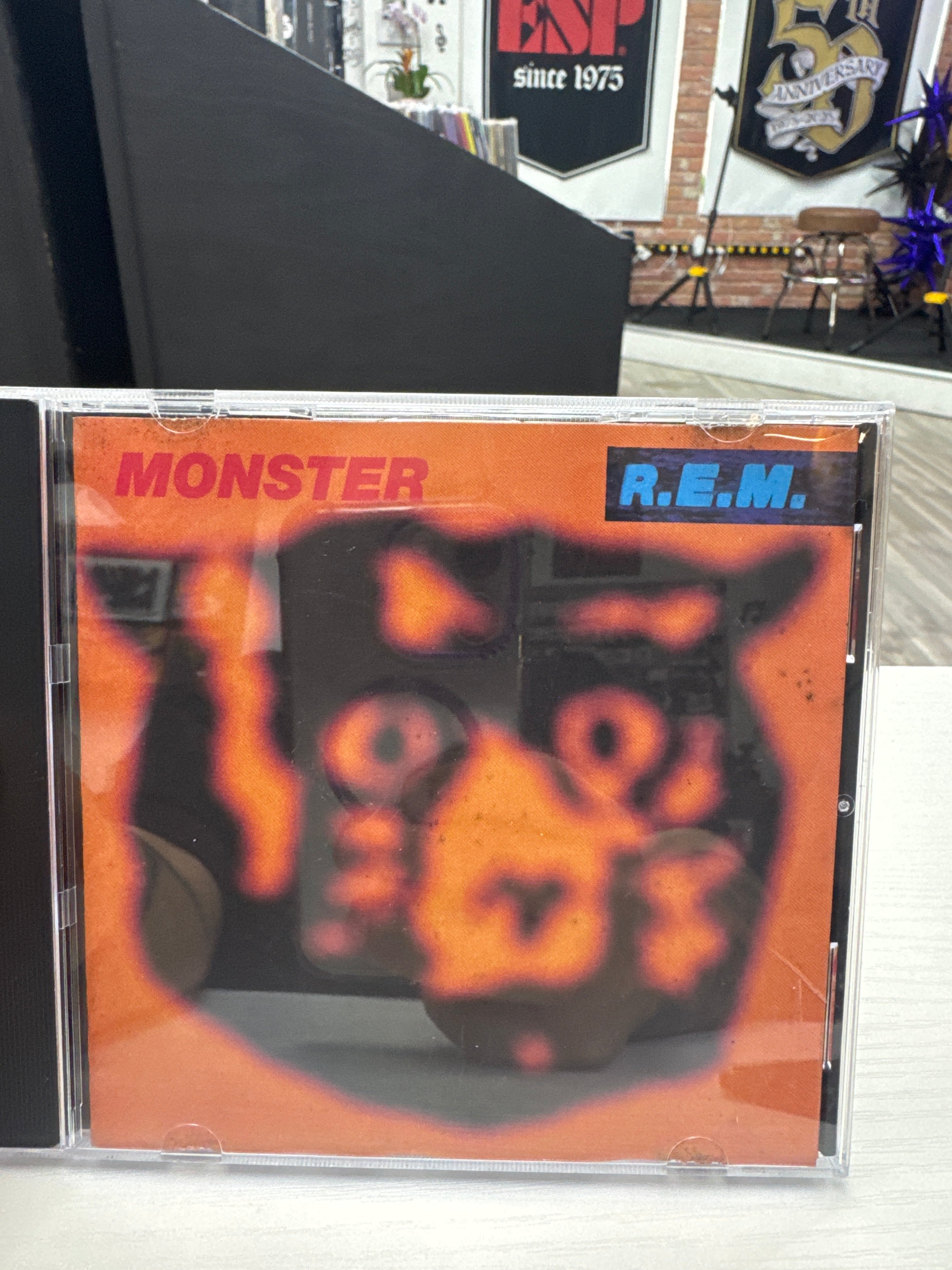 R.E.M. - MONSTER