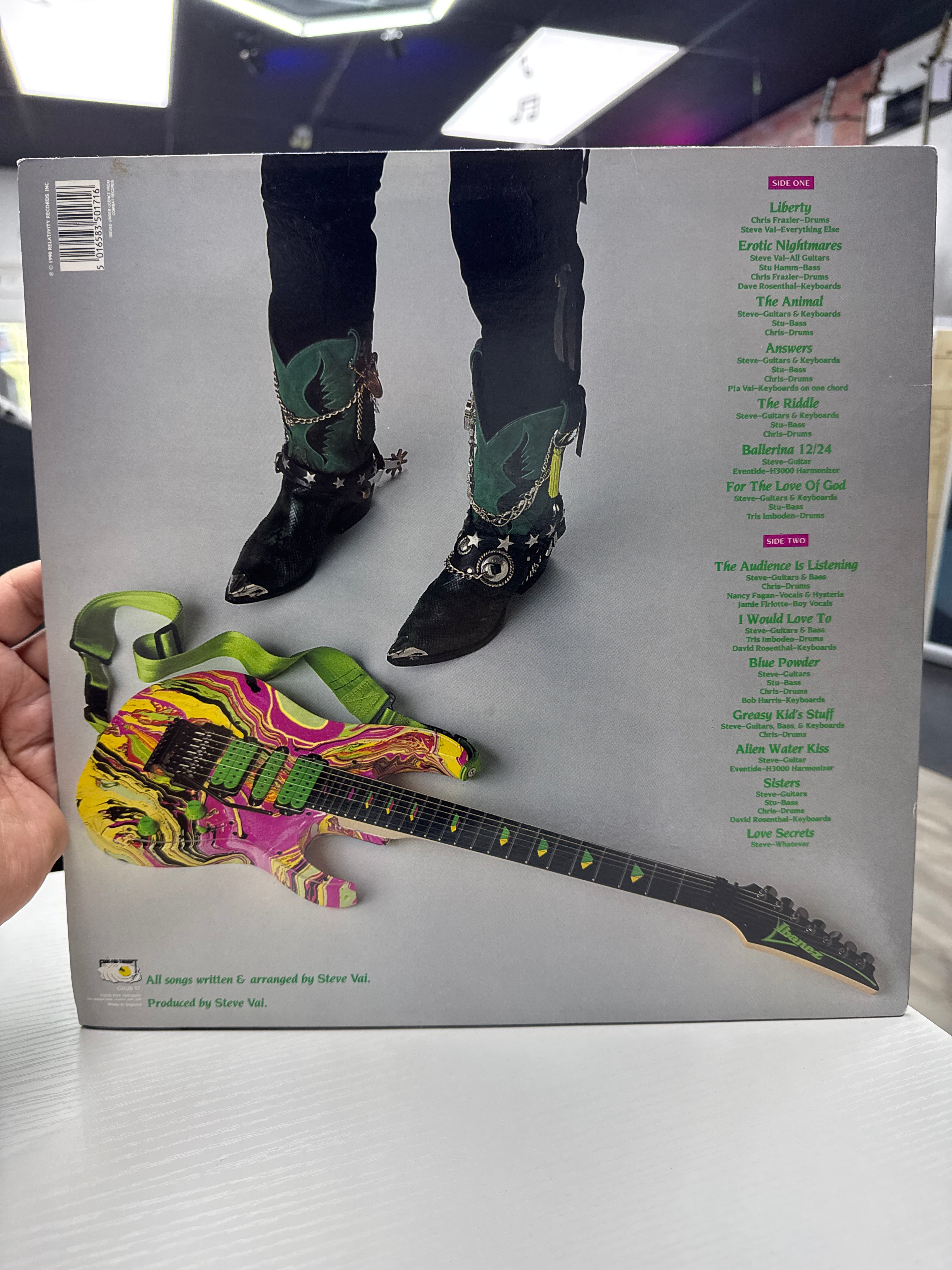 STEVE VAI - PASSION AND WARFARE