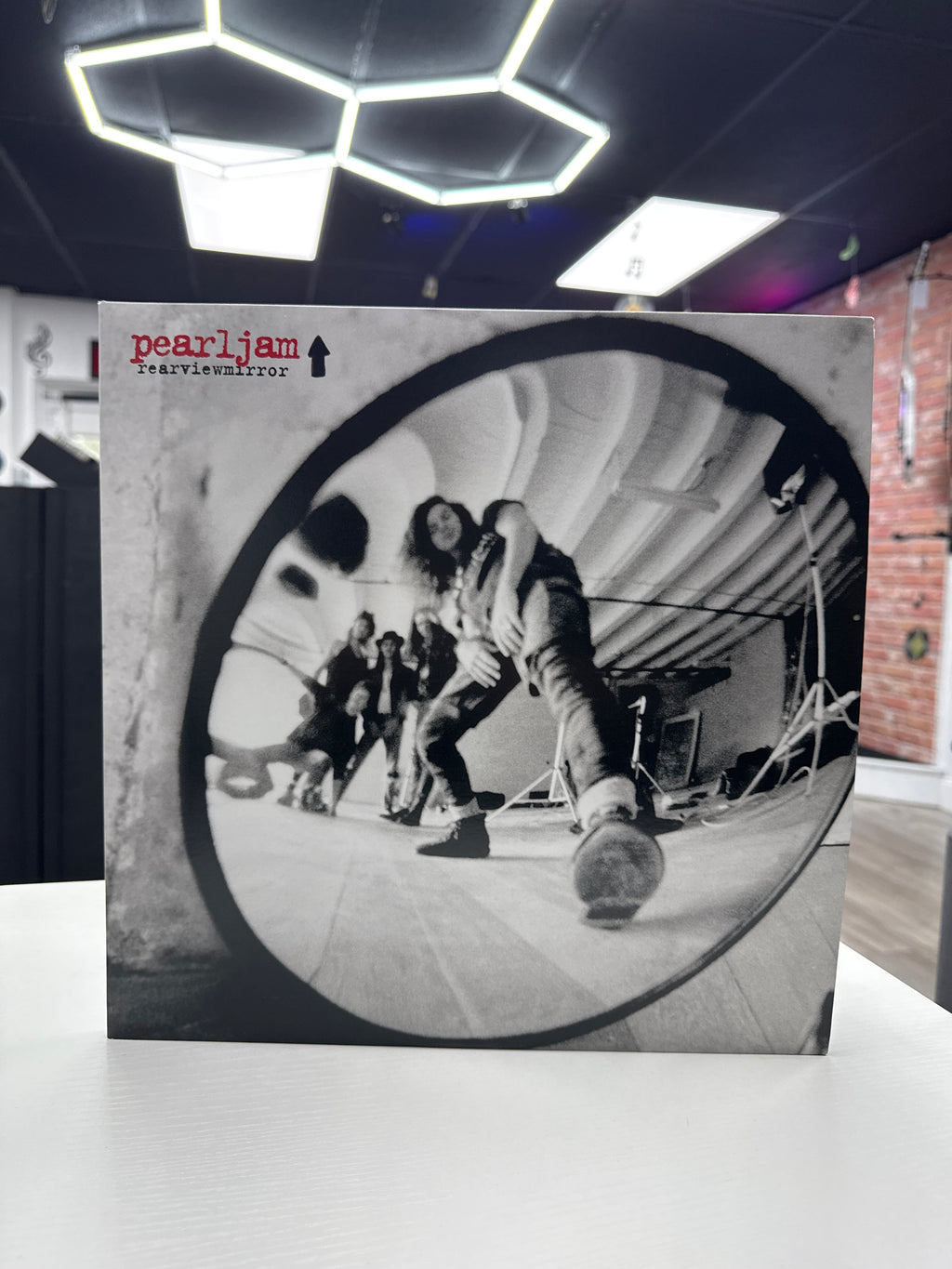 PEARL JAM - REARVIEWMIRROR