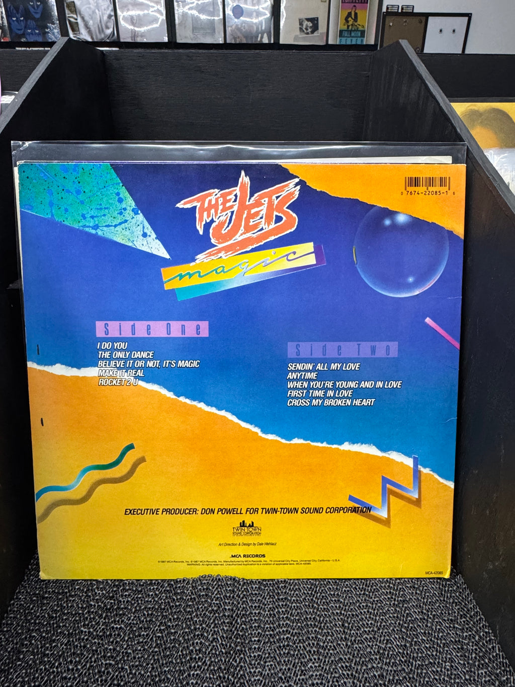 THE JETS - MAGIC