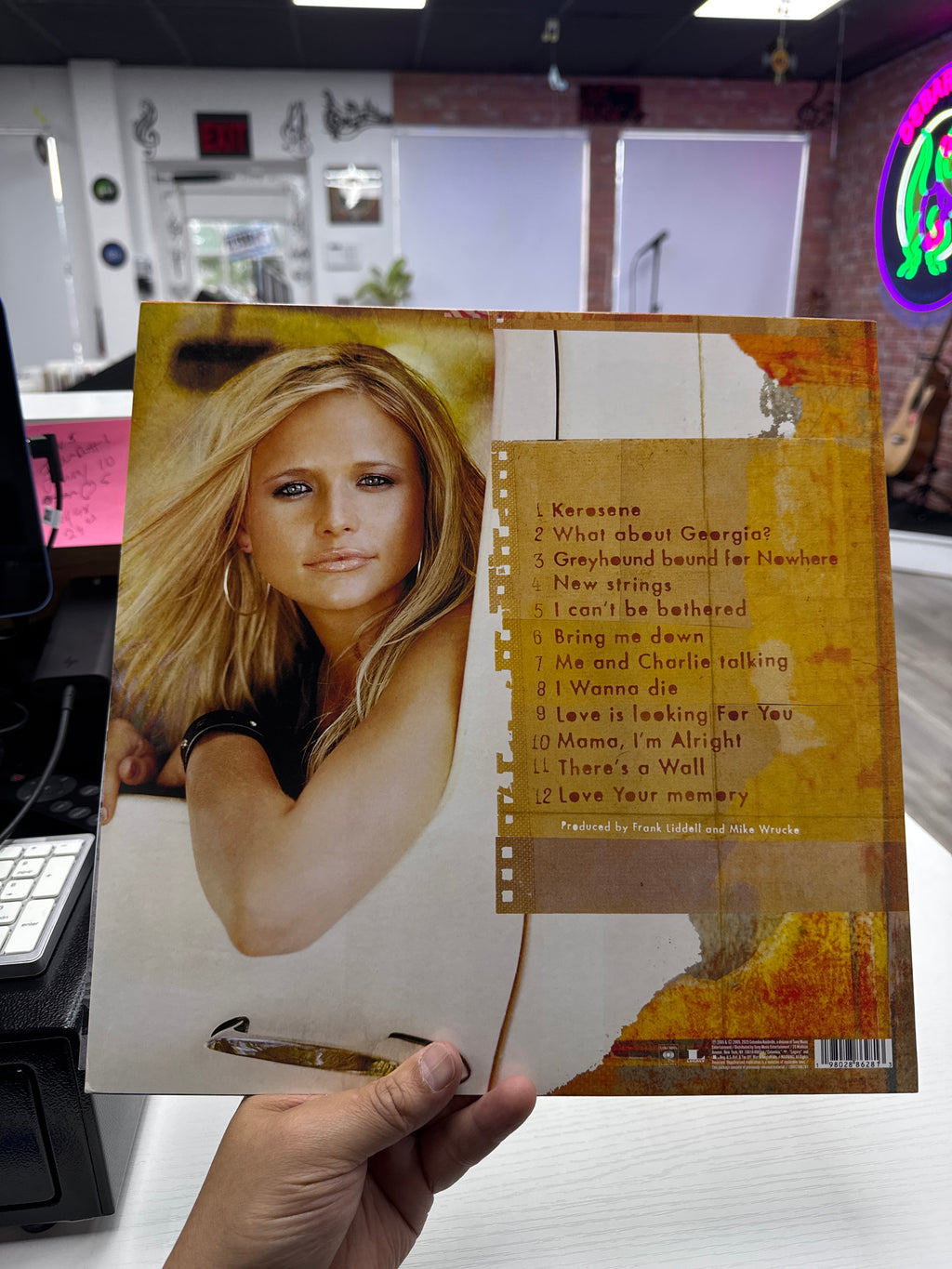 MIRANDA LAMBERT - KEROSENE