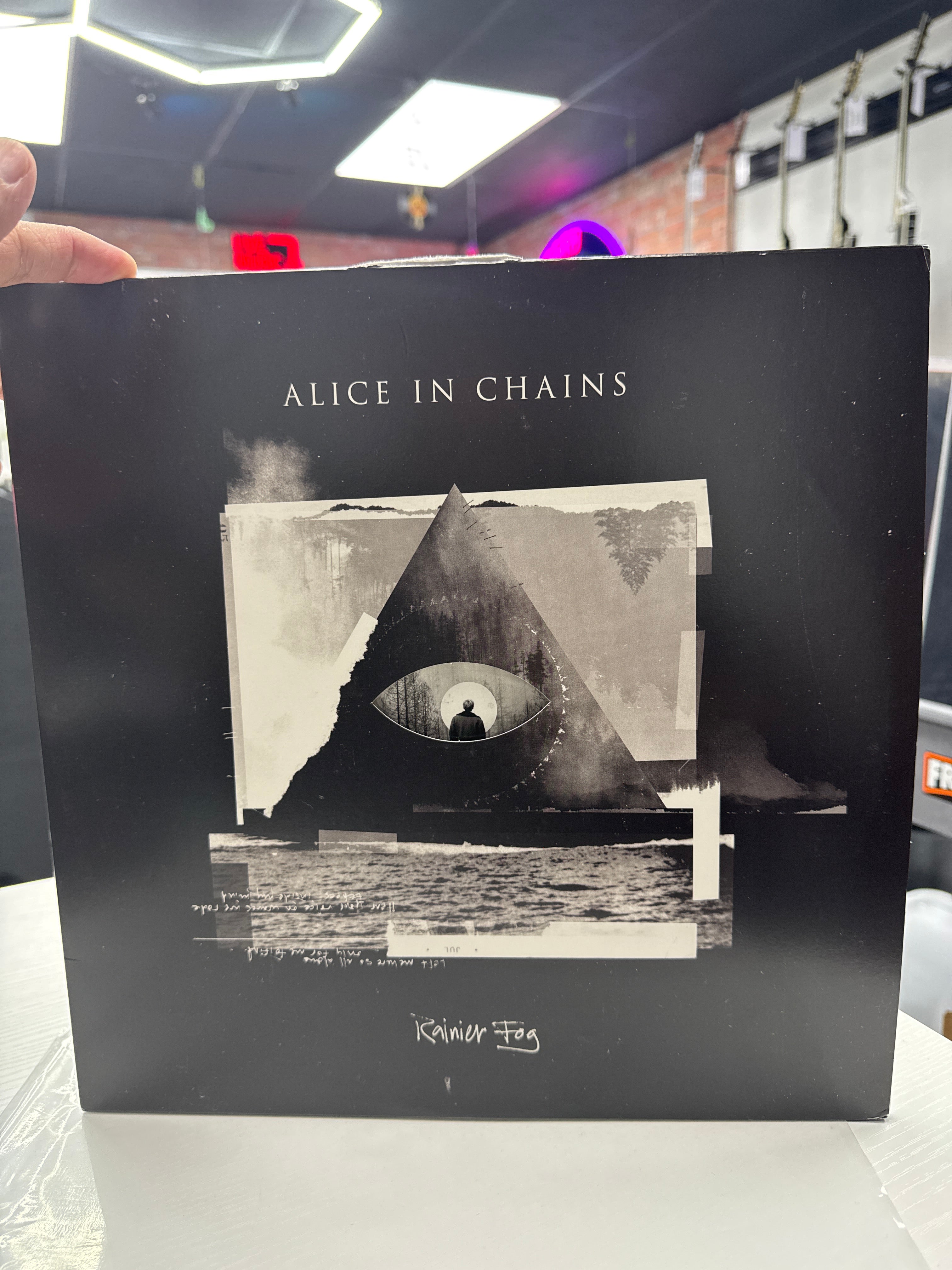 ALICE IN CHAINS - RAINIER FOG