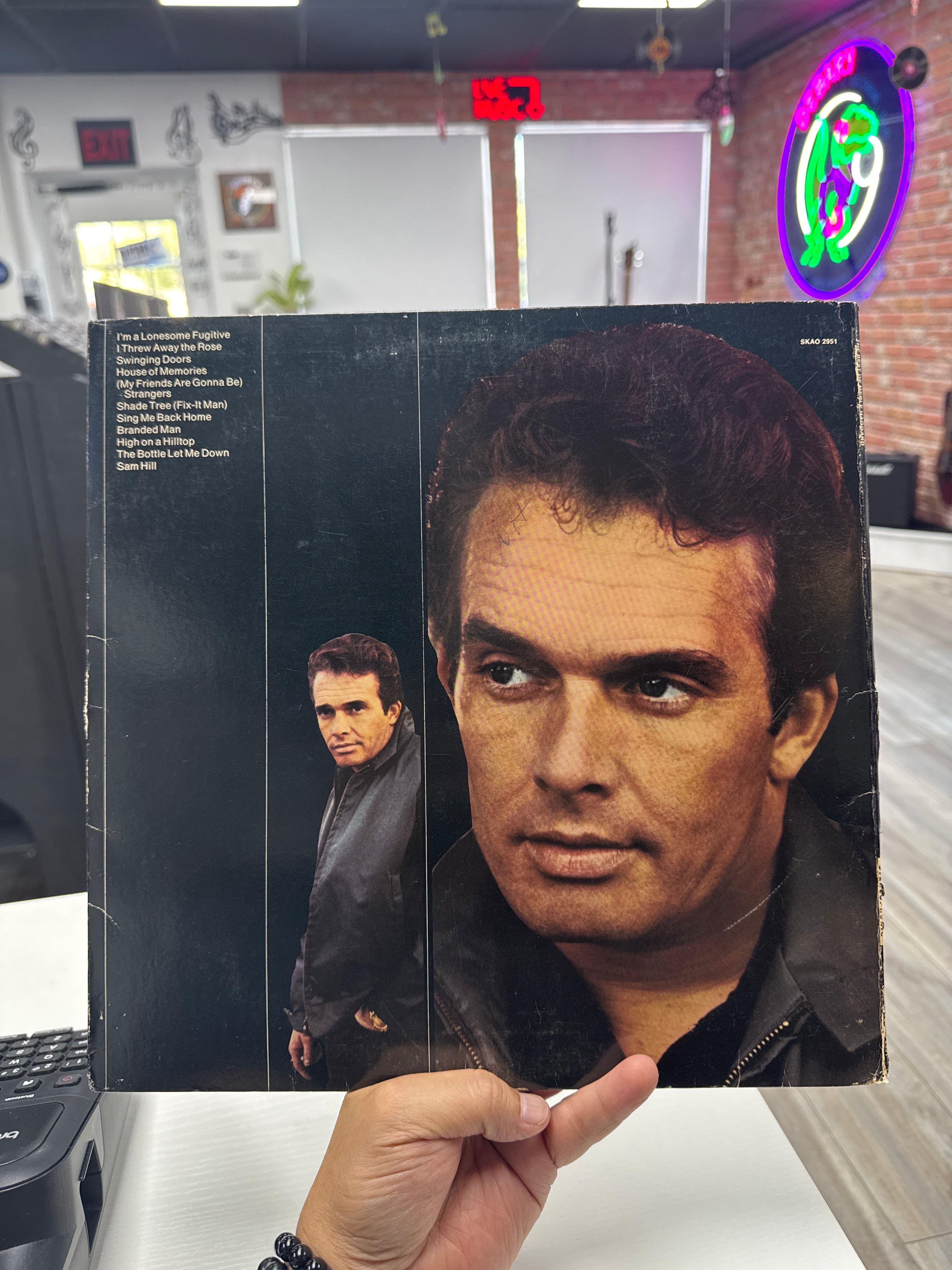 MERLE HAGGARD - THE BEST OF MERLE HAGGARD