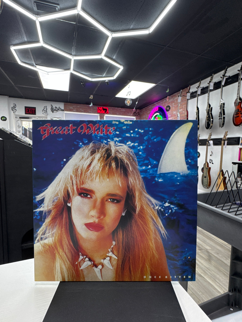 GREAT WHITE - ONCE BITTEN