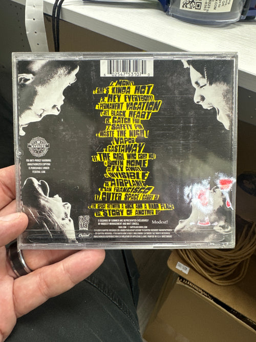 5 SECONDS OF SUMMER - SOUNDS GOOD FEELS GOOD