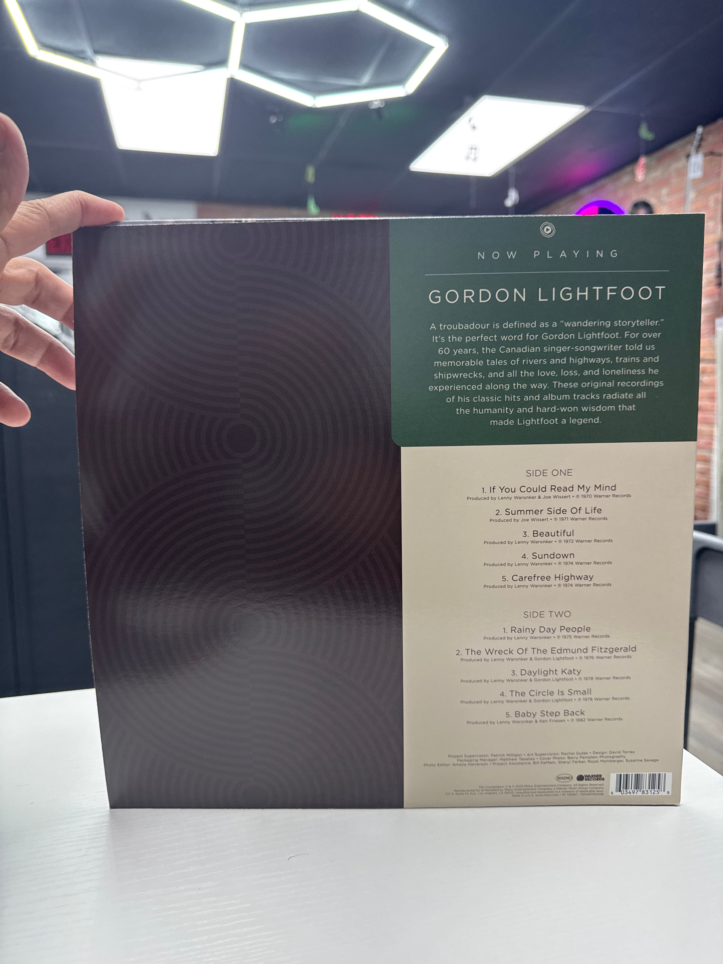 GORDON LIGHTFOOT - NOW PLAYING